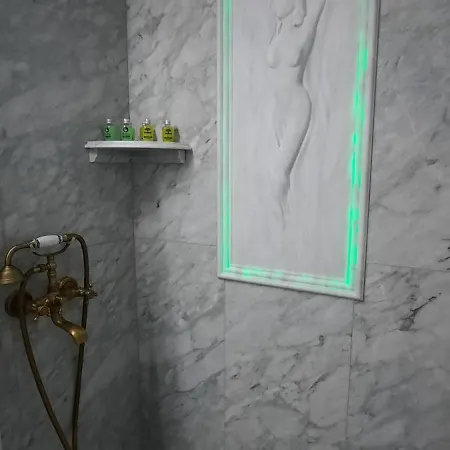 Marble Luxury Residences *
